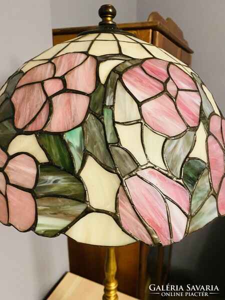 Tiffany table lamp