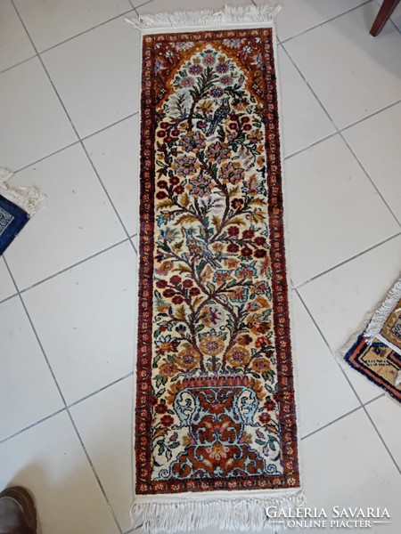 Kashmir silk carpet 4