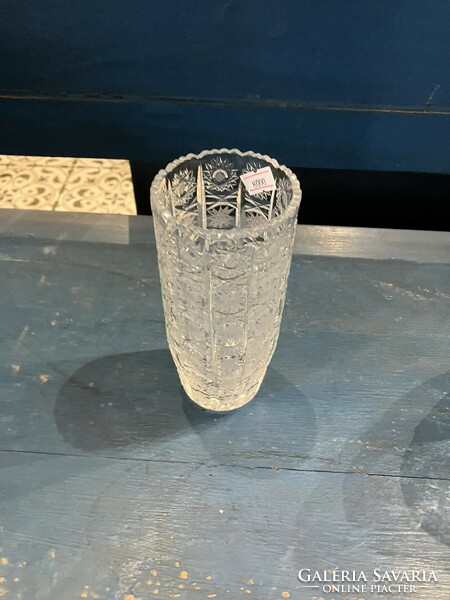 Ólomkristály váza, magassága 16 cm