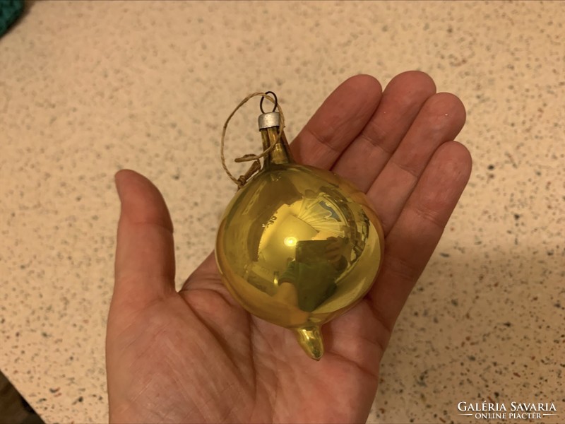 Christmas tree decoration golden reflex ball, Christmas snail