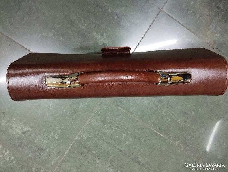 Women's leather briefcase