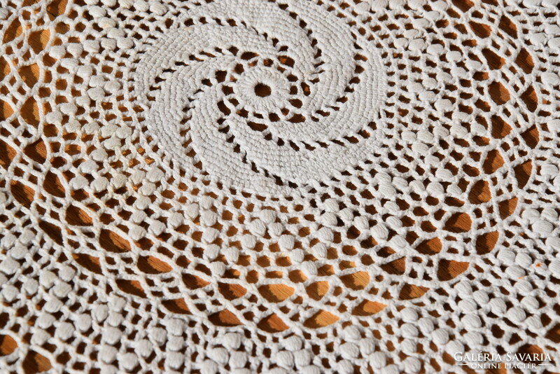 Antique old hand crocheted tablecloth round needlework showcase lace table centerpiece 42