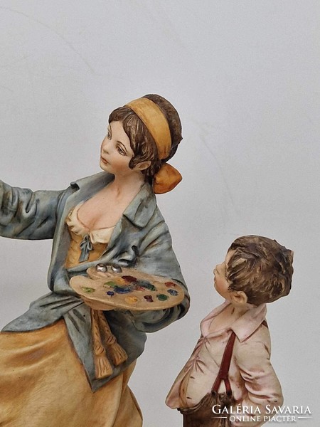 Capodimonte olasz porcelán Bruno Merli festő hölgy és kisfiú 20.5cm