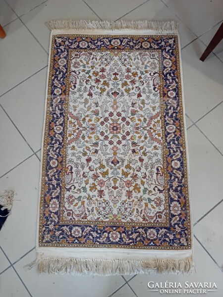 Kashmir silk carpet 3