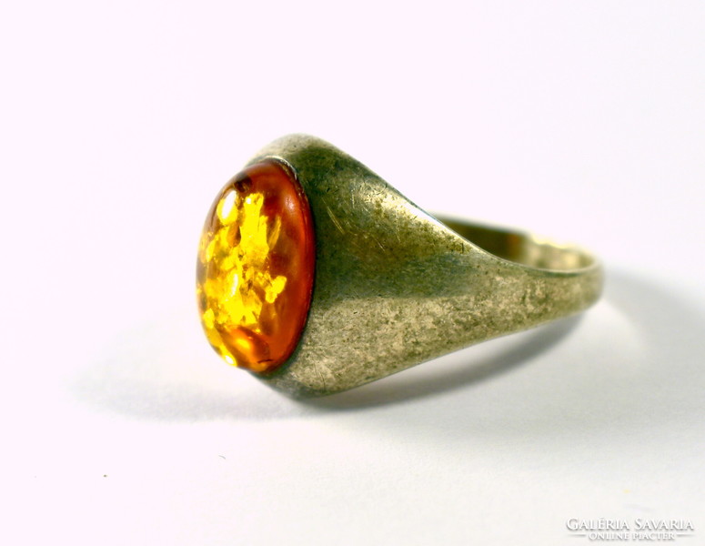 Art deco silver ring with amber stone