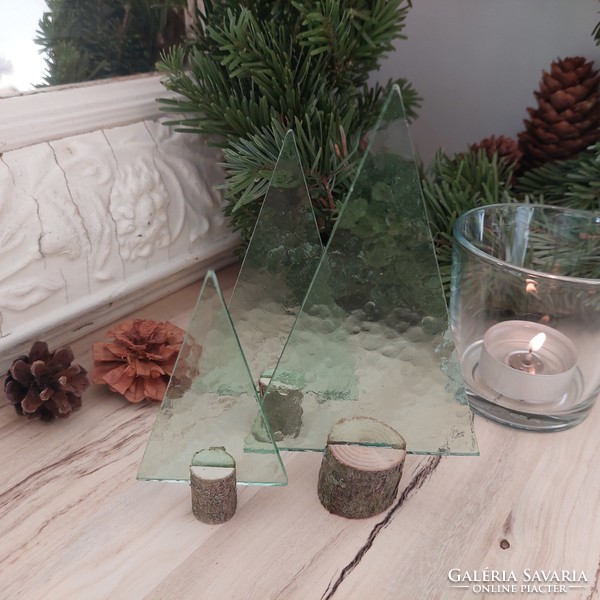 Pale green cathedral glass Christmas tree set of 3 in a wooden base