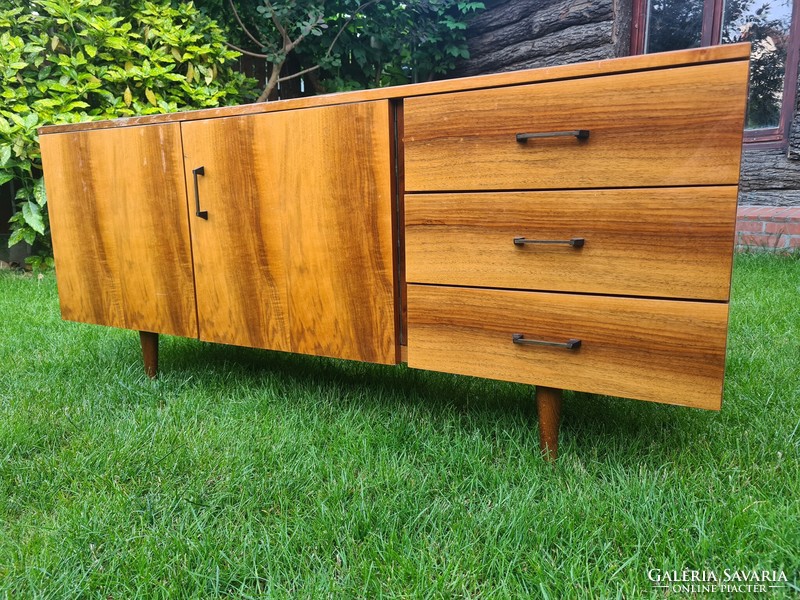 Retro sideboard commode