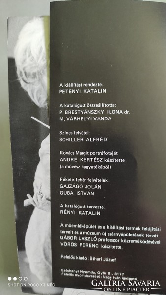Katalin Petényi: Margit Kovács collection catalog book