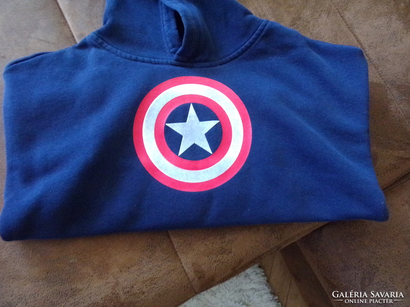 Cool Captain America hoodie