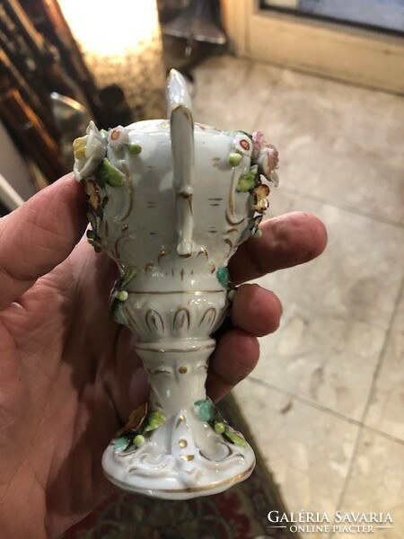 XIX. század eleji Alt wien porcelán váza, 14 cm-es ritkaság.