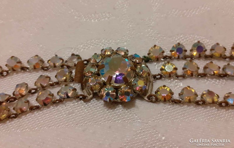 Beautiful three-row Czech aurora borealis crystal necklaces (necklace)