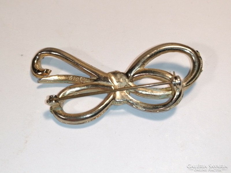 Antique ribbon brooch (858)