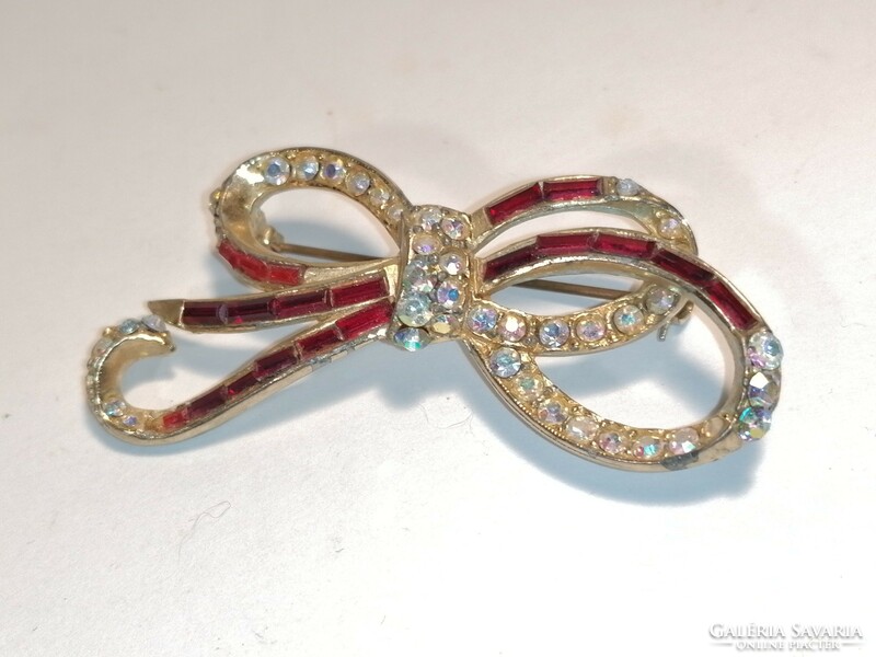 Antique ribbon brooch (858)