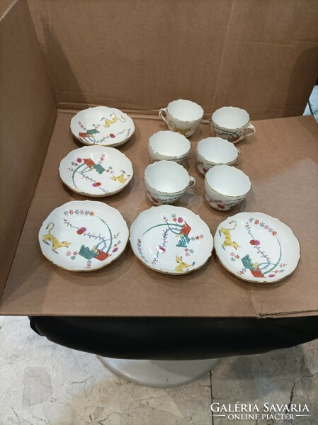 XIX. Early 19th century Meissen coffee cups with 6 small plates.