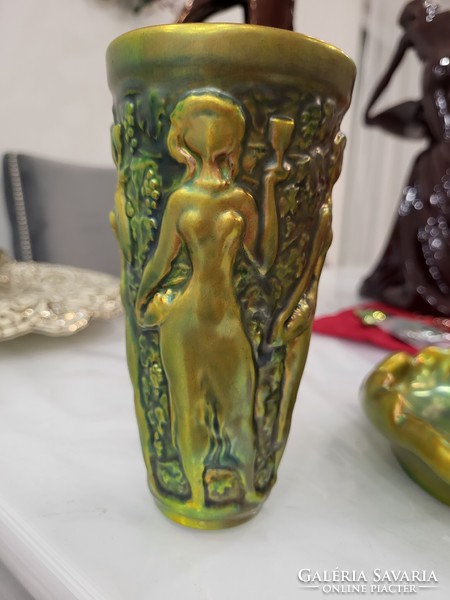 Zsolnay eozin shaped goblet vase