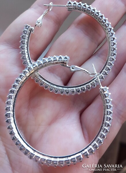 Zirconia decor hoop earrings