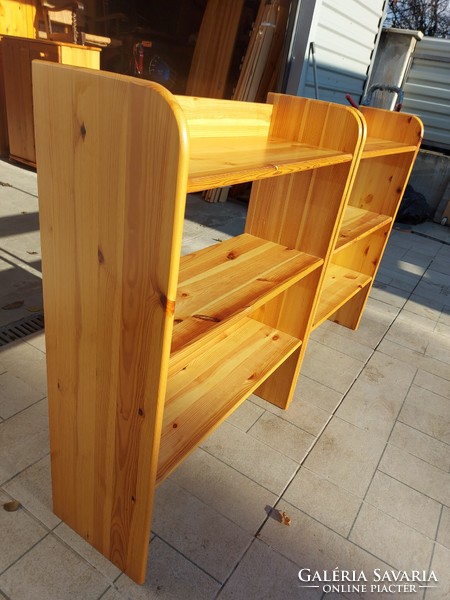 1 claudia pine shelf for sale. Furniture of Rs. Furniture is in good condition, completely made of pine.