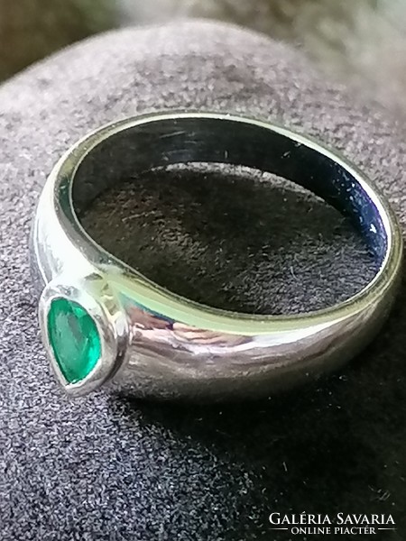 18 karátos Kolumbiai smaragd drágaköves arany gyűrű