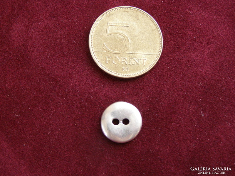 Ezüst gomb ( 11 mm átmérő) fémjel, márkajel