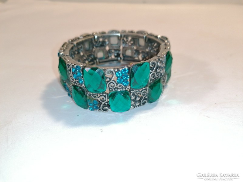 Decorative rhinestone bracelet (1078)