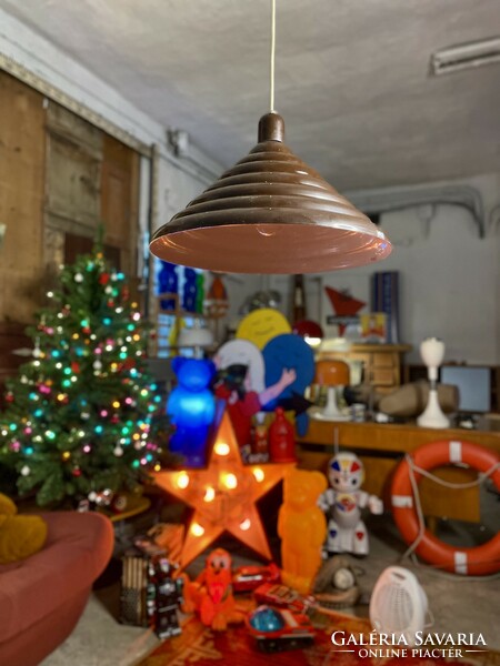 Retro snail ceiling lamp