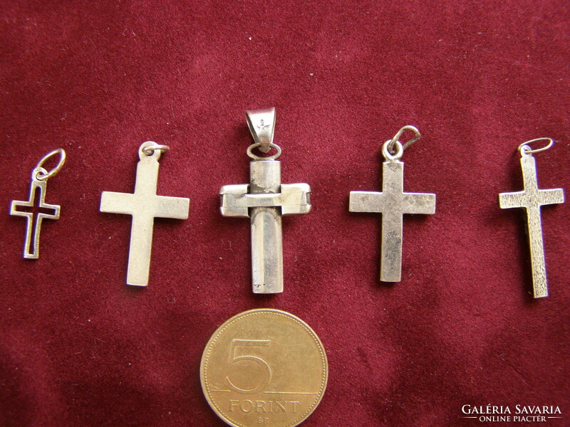 5 silver cross pendants