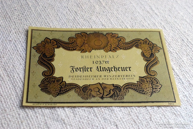 Forster ungeheuer 1937, wine bottle label