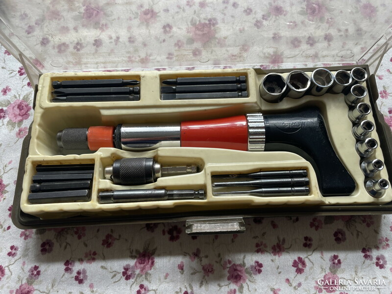 Old screwdriver/tool set