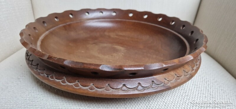 Rare wooden fruit bowl