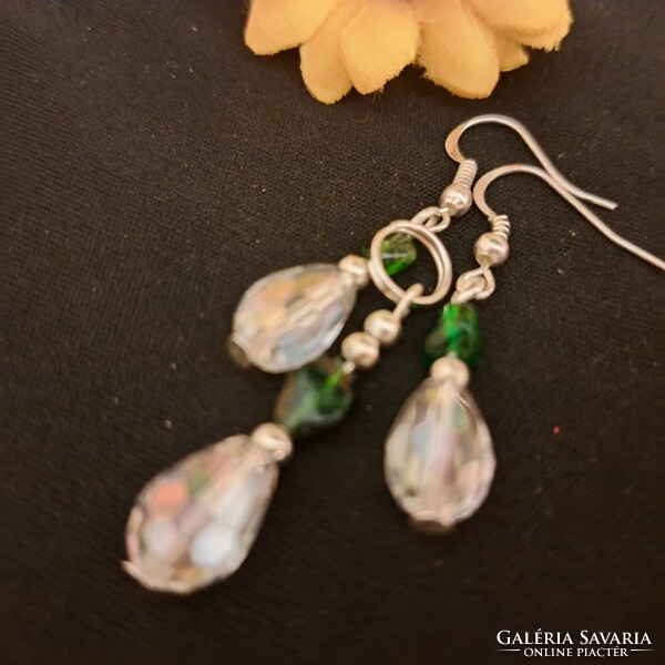 Emerald and crystal set