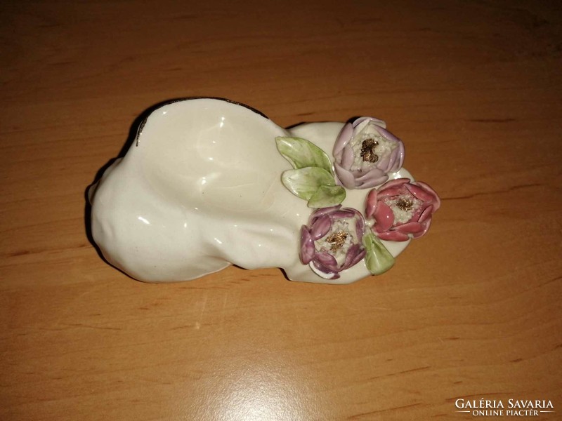 Porcelán tengeri csiga virágokkal - 11 cm (po-1)