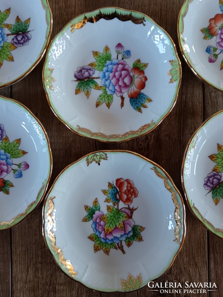 6 bowls with Herend Victoria pattern