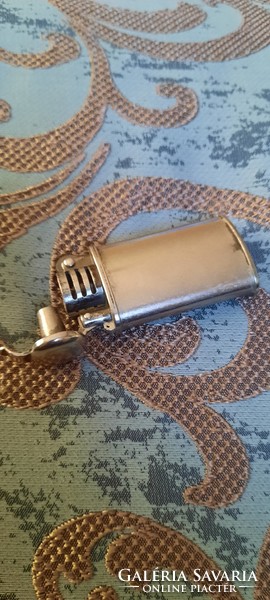 Marlboro petrol lighter