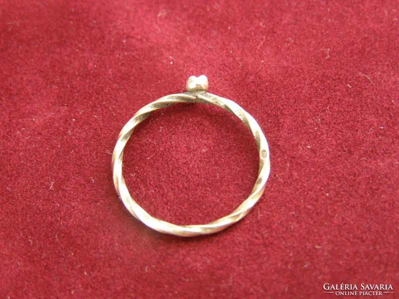 Régi magyar ezüst gyűrű kis kővel