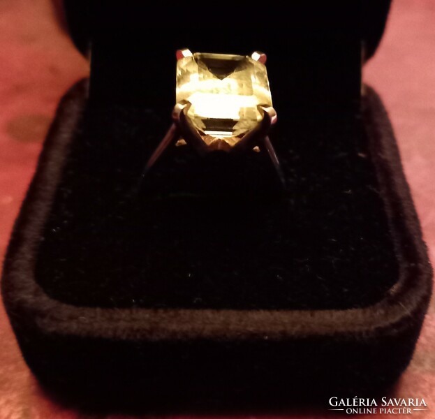 18K white gold ring
