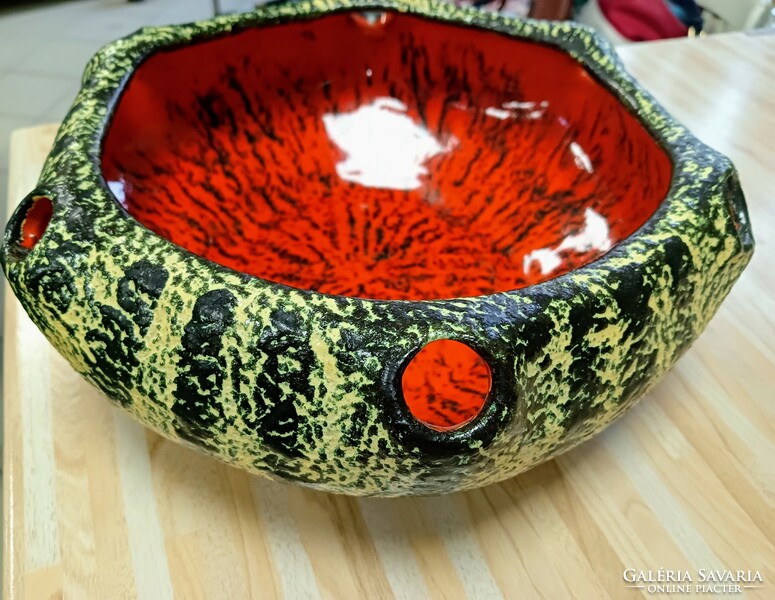 Retro ceramic pot from Pesthidegkút
