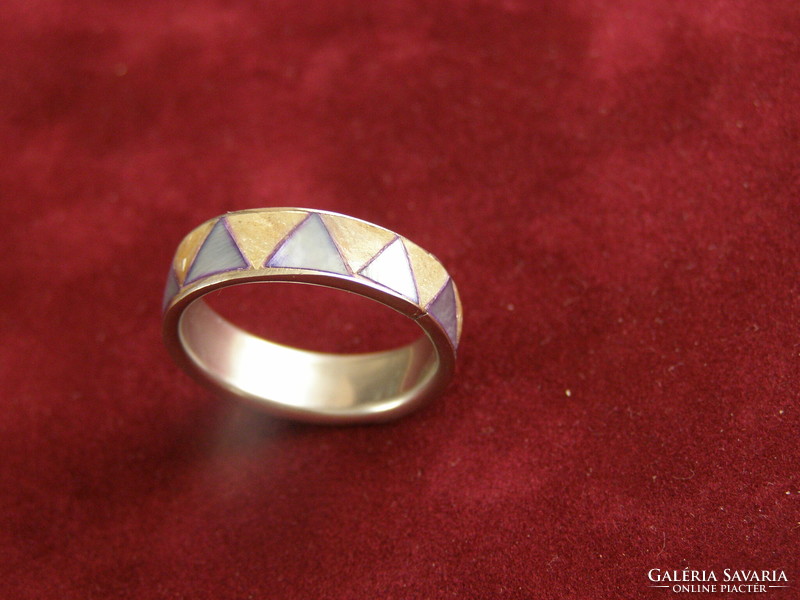 Small fun ring in stainless steel with inlay