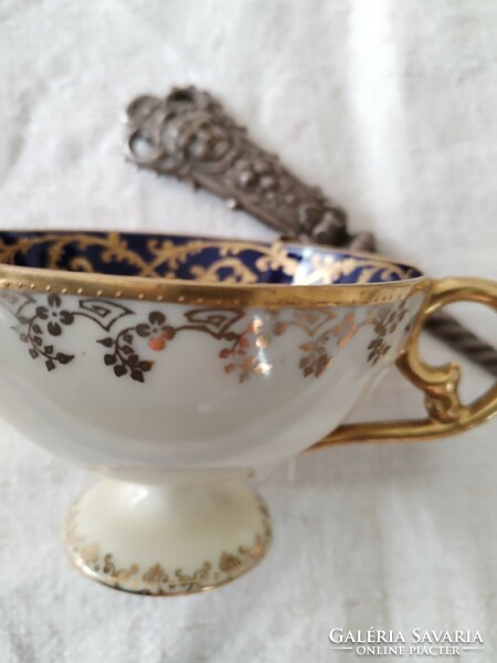 Porcelán teás csésze a 19.sz. elejéről / Alt Wien  - 1 db.