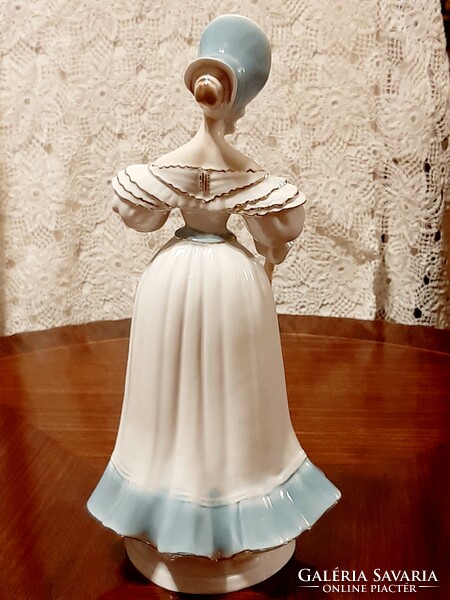 Csodás ARPO kalapos porcelán hölgy 30 cm magas