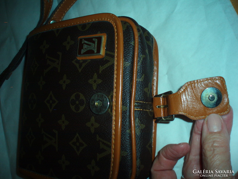 Vintage replica louis vuitton small leather shoulder bag