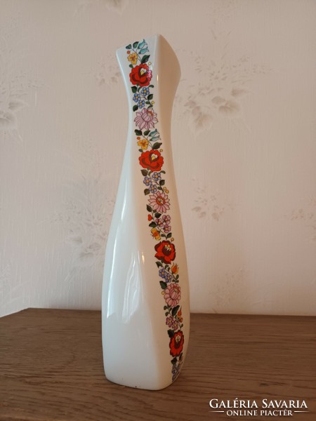 Budapest aquincum porcelain vase