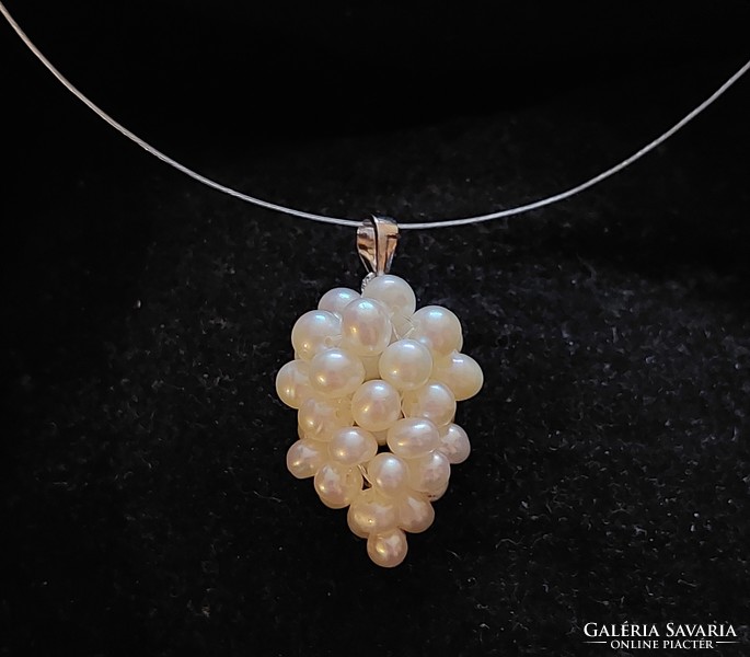 Real cultured pearl pendant in the shape of a grape cluster on a metal thread