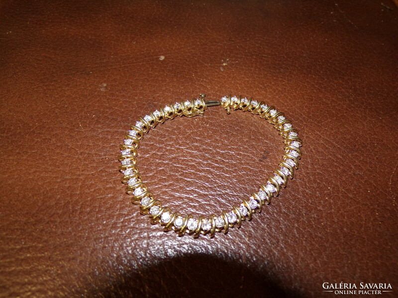 Tennis bracelet, 14k gold, with 40 diamonds of 3.2 mm