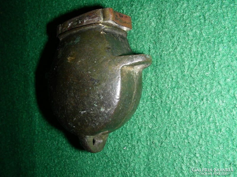 Antique bronze jar, perhaps a gunpowder holder