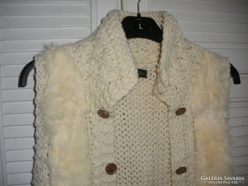 Natural colored long vest with real fur