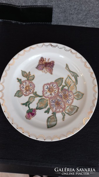 Zsolnay rare, hand-painted, gold-decorated, butterfly, floral tray with the artist's signature, 19.5 cm