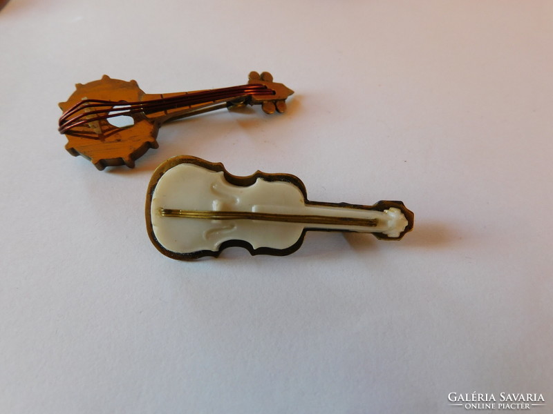 Old copper instrument brooches - 2 pieces - violin and mandolin