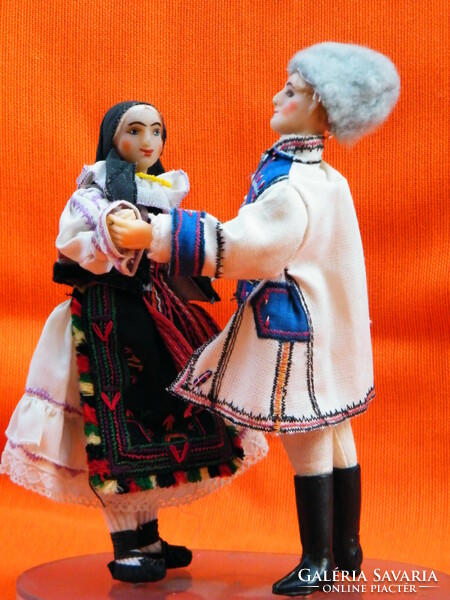 New pair of dancers in national costume, figure, doll, decorative item. 26 Cm
