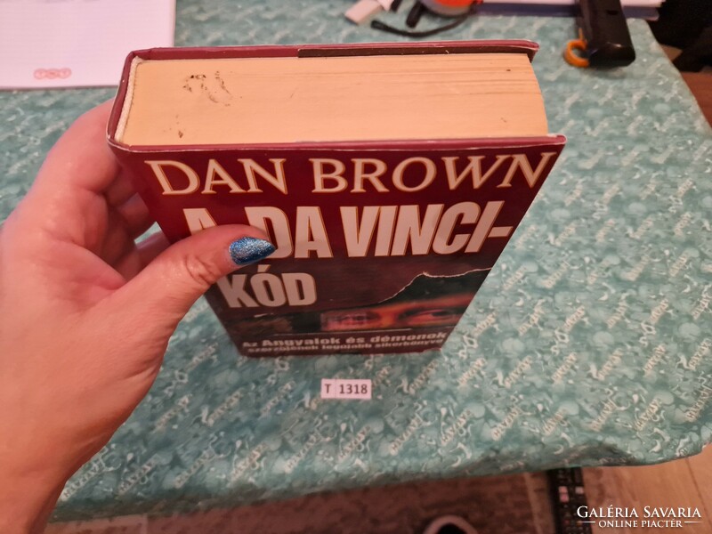 T1318 Dan Brown  A Da Vinci kód
