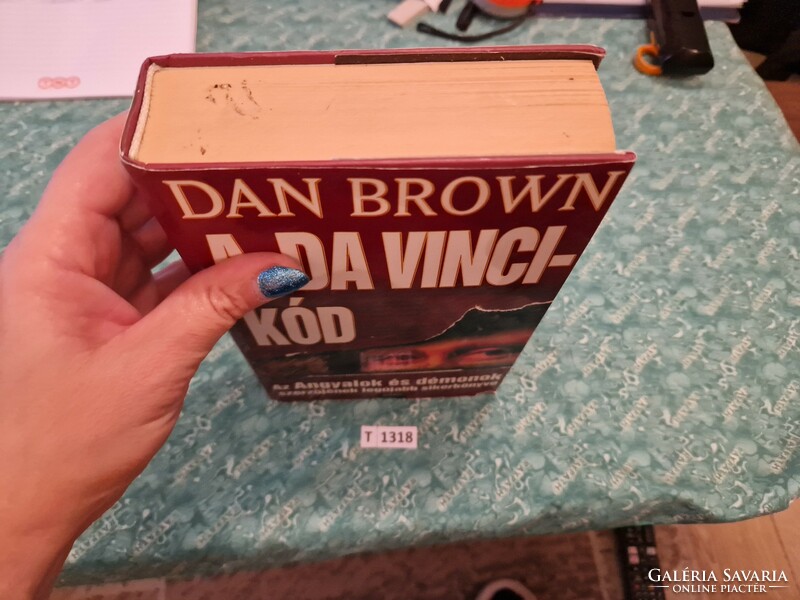 T1318 dan brown the da vinci code